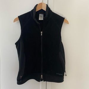 Patagonia women’s fleece vest size small
